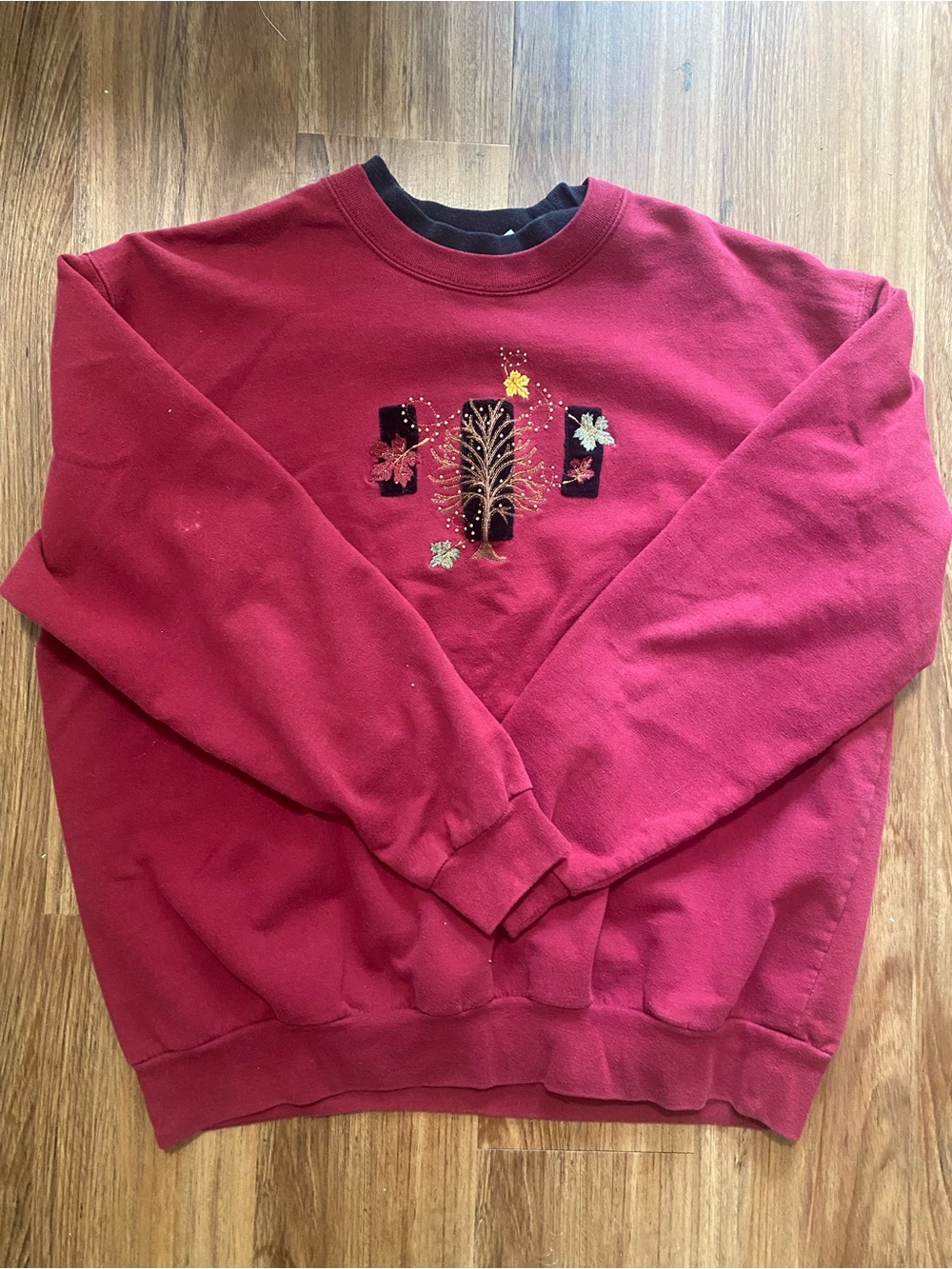 Vintage 90s Decorated Originals Maroon Fall Autumn Embroidered Sweatshirt